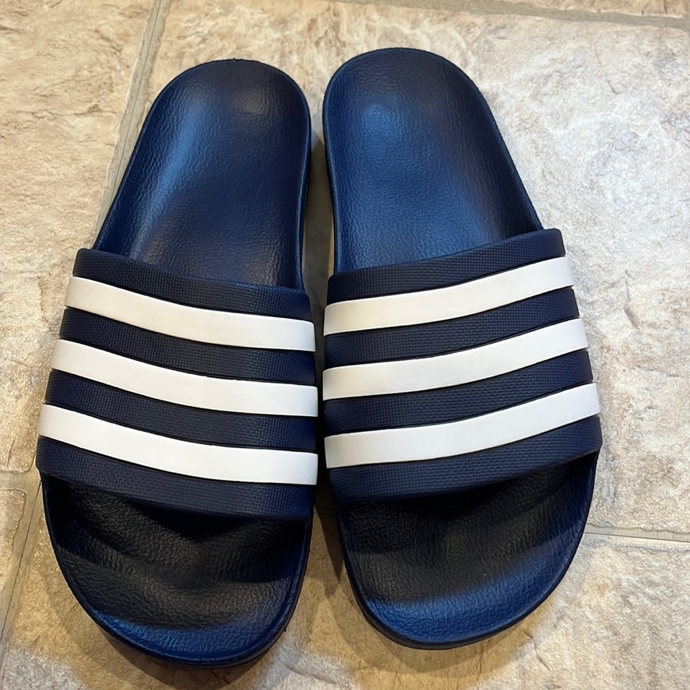 Adidas slides men’s size 11